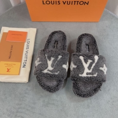 Louis Vuitton Slippers